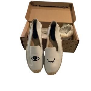 Jason Polan Soludos Winking Eye Smoking Slipper Wmns Size 7